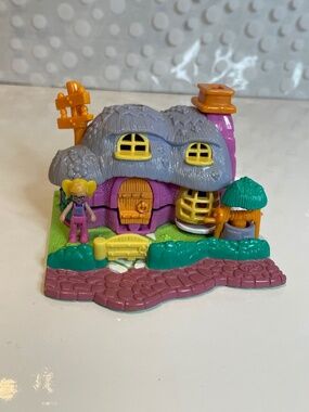 Polly Pocket Vintage 1994 Rabbit House Bluebird